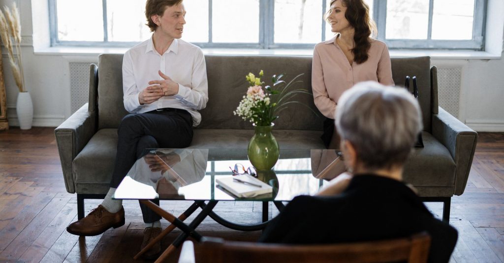 How to Prepare for Couples Counseling