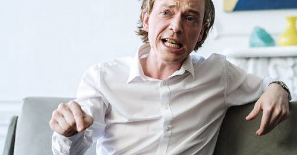 How to Resist People Who Manipulate Nicely