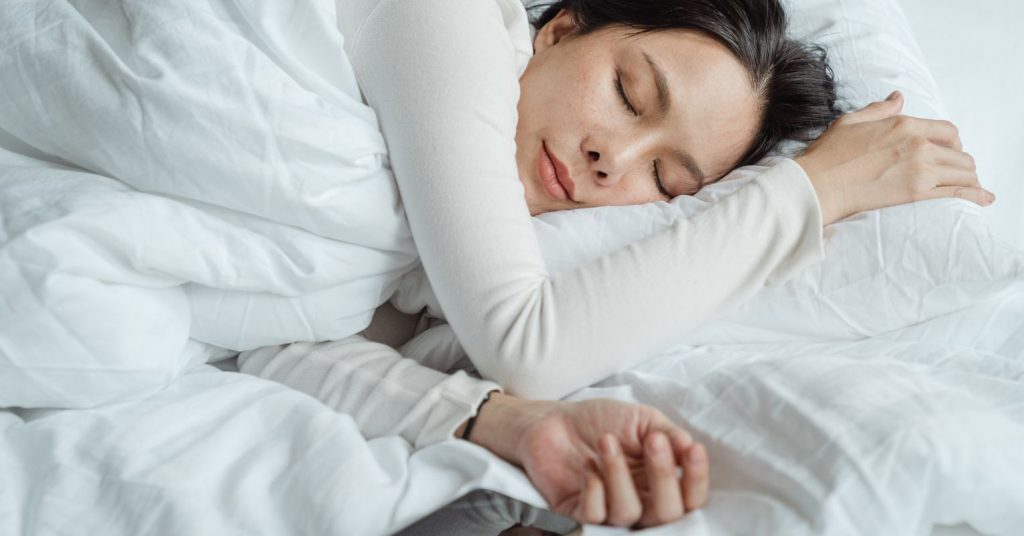 Are Sleep Apps Helping, Hurting, or Changing Your Sleep?