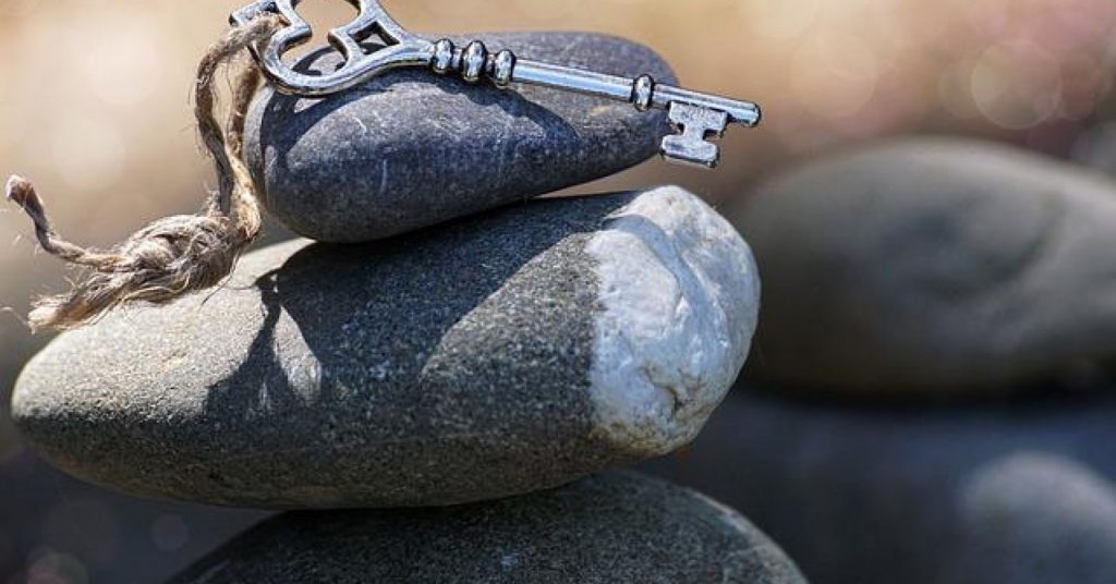 How Metaphor Can Help You Find the Hidden You