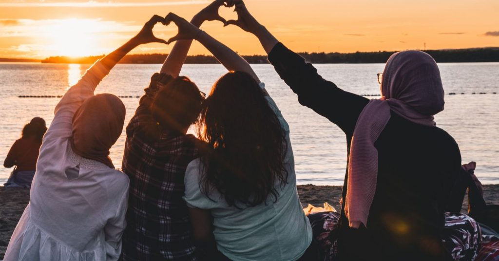 How to Build Relationships Across Differences